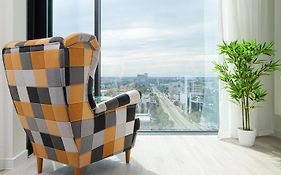 RentPlanet - Towarowa Towers